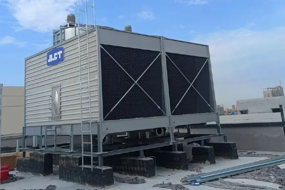 Efisiensi menara pendingin silang dalam aplikasi industri