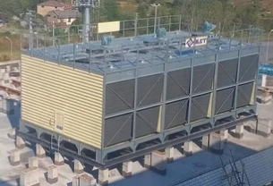 Mengoptimalkan menara pendingin silang di iklim panas